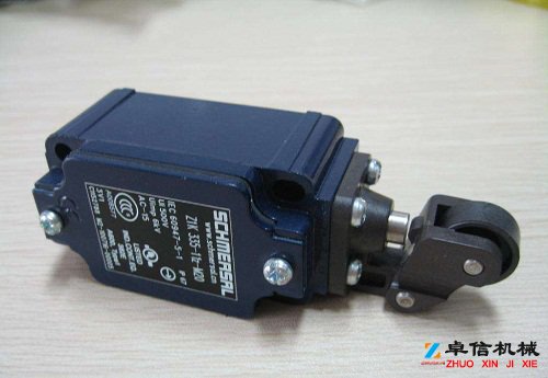 限位開關(guān)Z4V336-11Z-1593-7全網(wǎng)優(yōu)惠價格 限位開關(guān)Z4V336-11Z-1593-7全網(wǎng)優(yōu)惠價格