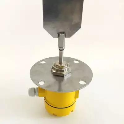 旋轉(zhuǎn)式堵煤開關(guān)SBNZX-150A、造紙廠塊狀物檢測(cè)料位開關(guān)RF961G-M22廠家